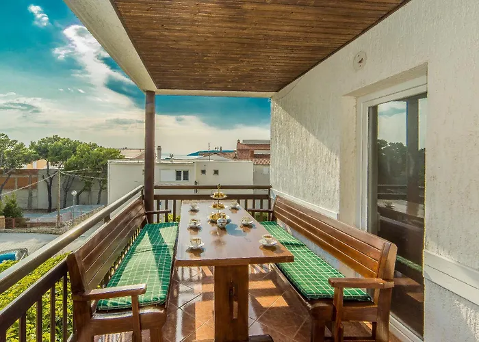 Dolore Apartman Makarska