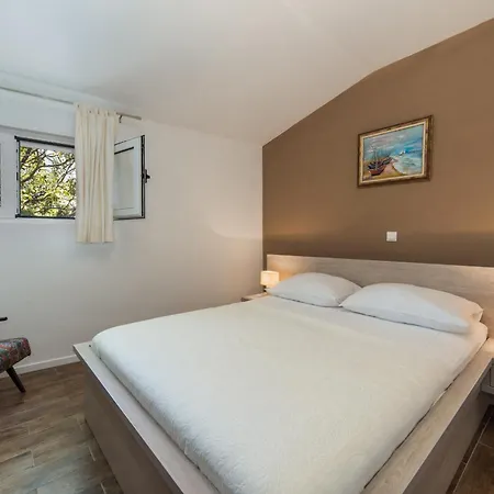 Dolore Apartmán *